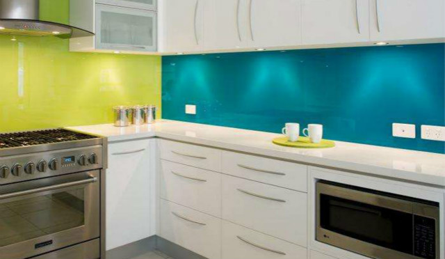 UV材質(zhì)是什么？用來做櫥柜門板好不好呢？