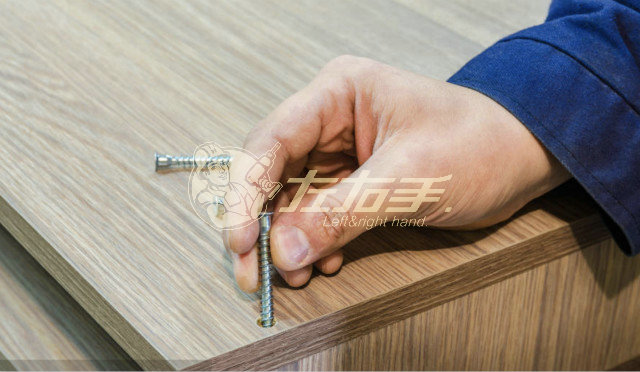 平開門的衣柜門安裝方法該怎么做？