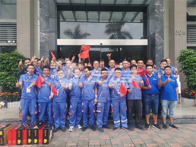 全體大會(huì)|中秋國(guó)慶雙節(jié)之際，深圳左右手眾匠召開全體大會(huì)