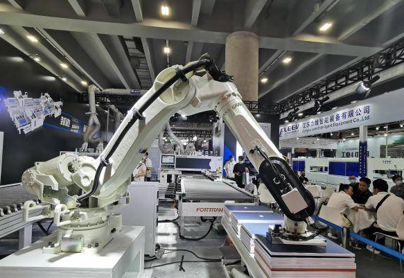 投資風(fēng)向標(biāo)：定制家居新風(fēng)向，近七成消費(fèi)者最看重健康環(huán)保