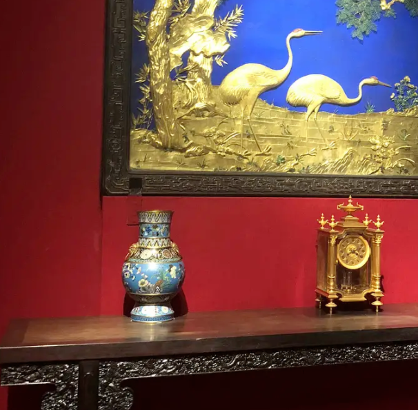 新中式家具定制：中式家具選購、陳設(shè)、保養(yǎng)全攻略！