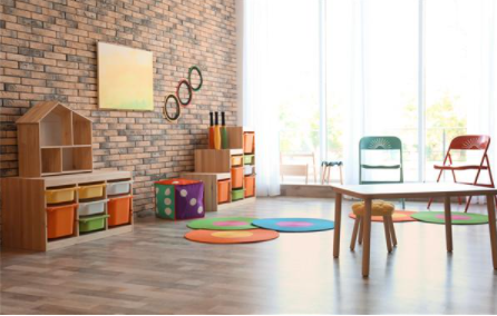 鋁制品深加工：鋁制家具環(huán)保無(wú)污染，會(huì)取代木質(zhì)家具嗎？