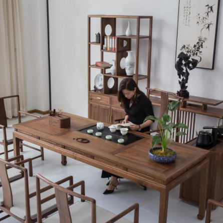 實木茶室設(shè)計圖：打造禪意茶室，我選擇新中式茶桌椅