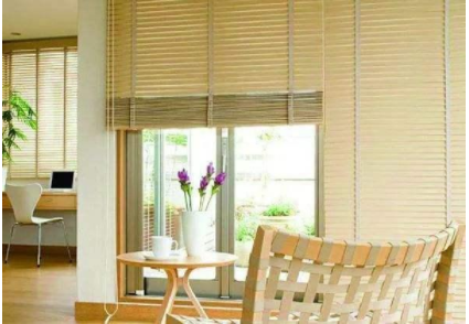 窗簾定做安裝;如何正確選購(gòu)、安裝卷簾窗簾？卷簾窗簾的清洗保養(yǎng)又有哪些技巧？