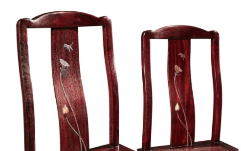 中式木雕花門：紅木家具一定要有繁冗復(fù)雜的雕花嗎？