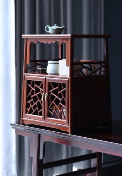 小葉紫檀木鑒別：為什么緬甸花梨會成為最受歡迎的入門級紅木家具？