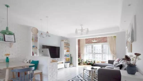 新型實(shí)木櫥柜門(mén)板，櫥柜門(mén)板哪種材料環(huán)保?